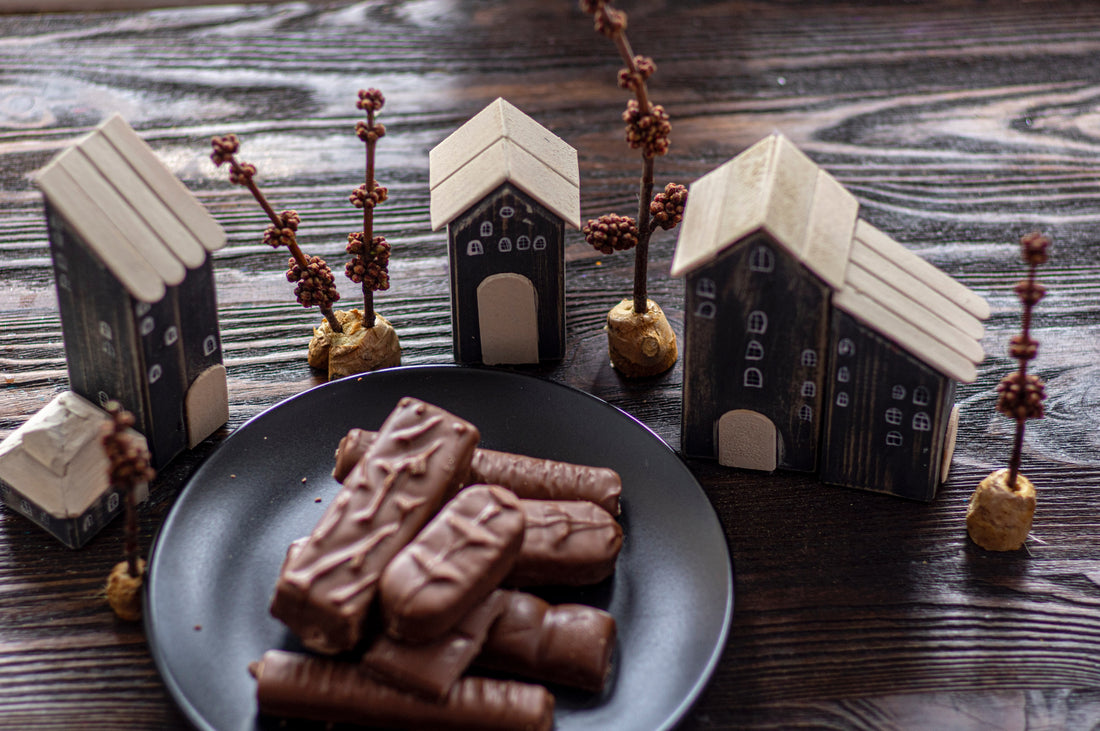 The Art of Chocolate Decoration: Elevating Your Chocolate Bars to the Next Level