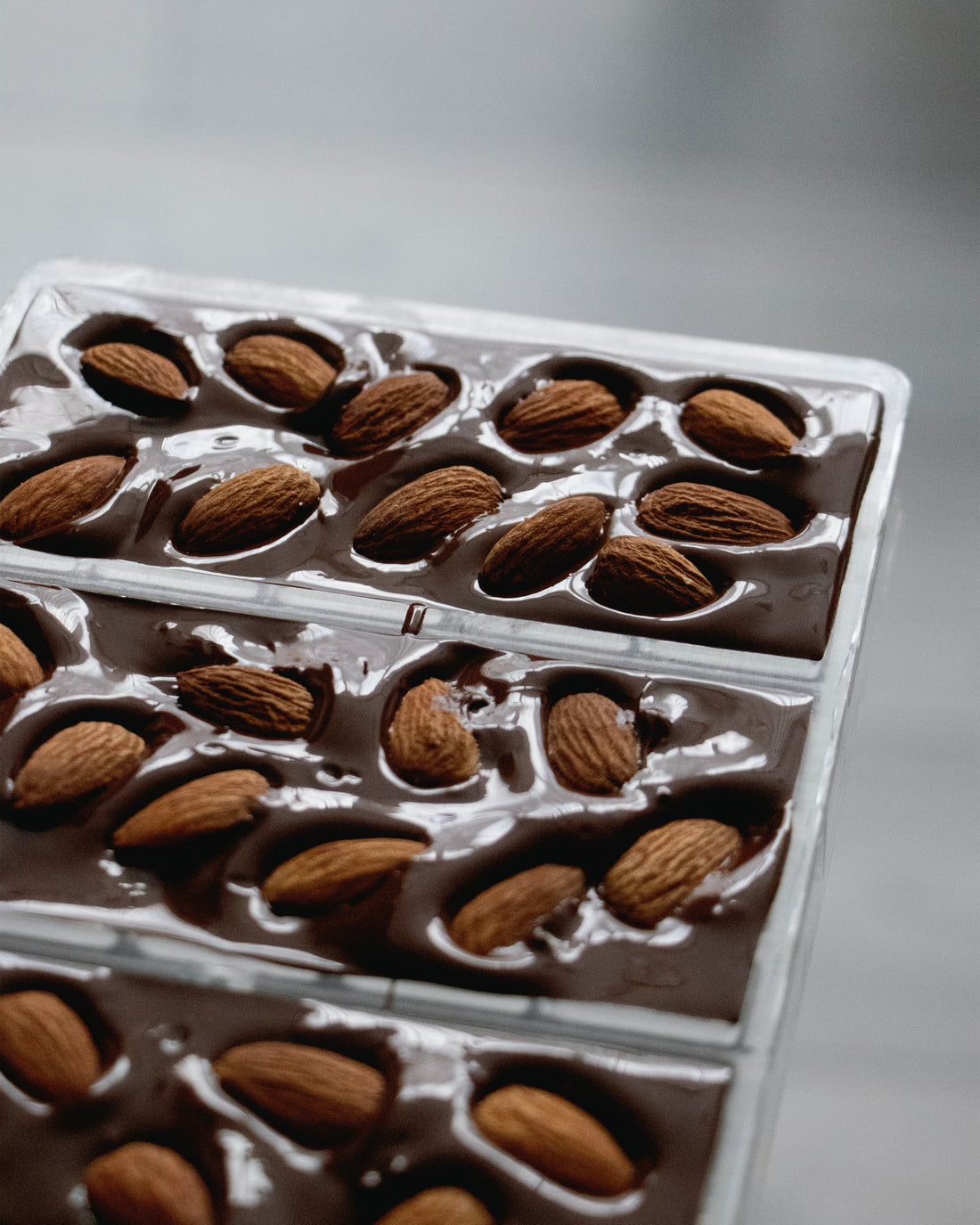 How to Make a Perfectly Balanced Chocolate Bar: A Comprehensive Guide